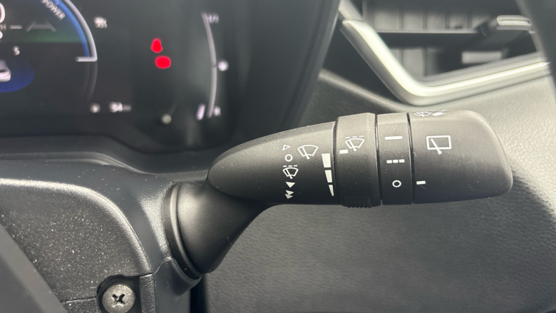 Toyota Corolla Petrol 1.8 VVT-i Hybrid Commercial Auto